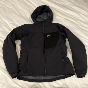 Arc’teryx proton lt- black